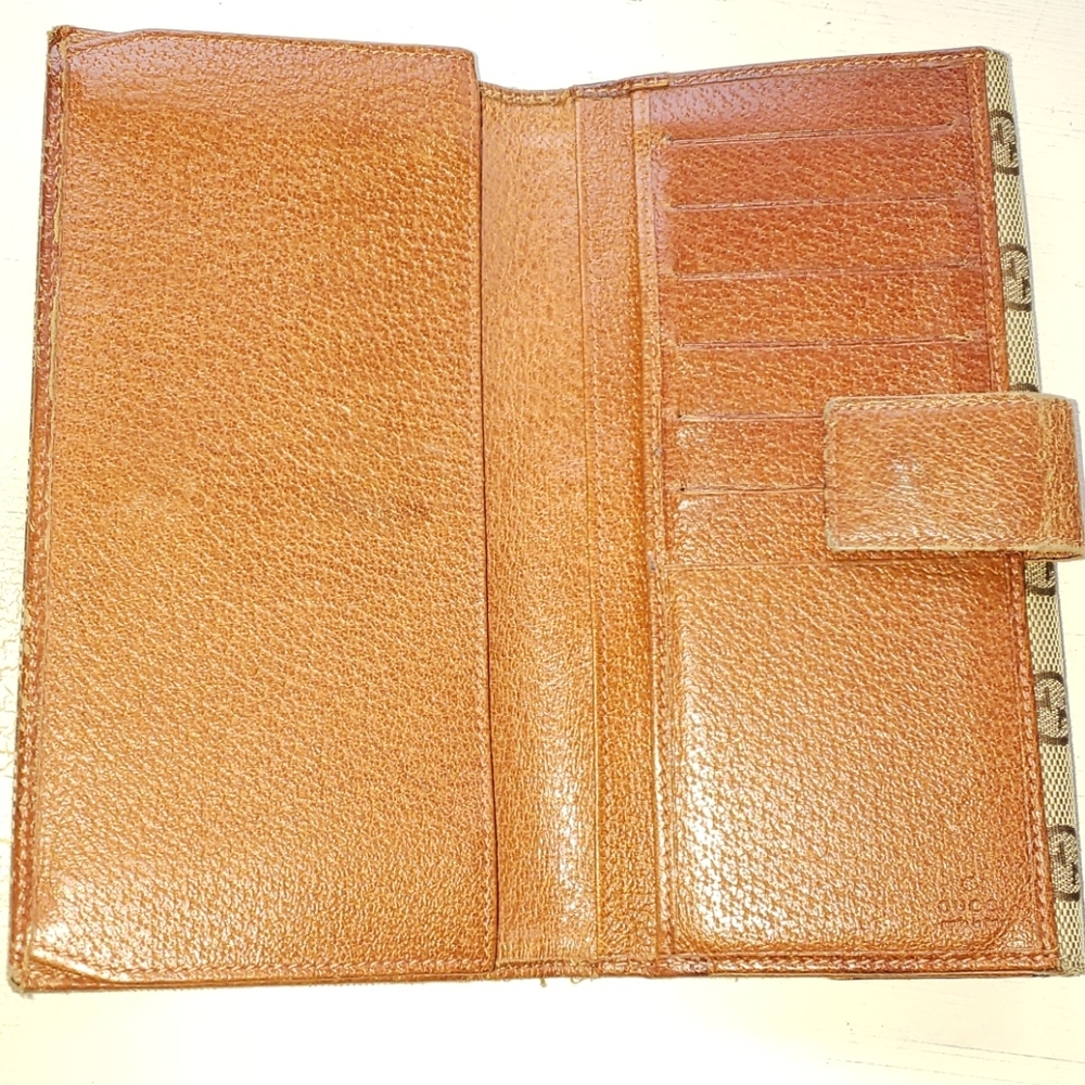 Gucci Wallet - Picture 6 of 11